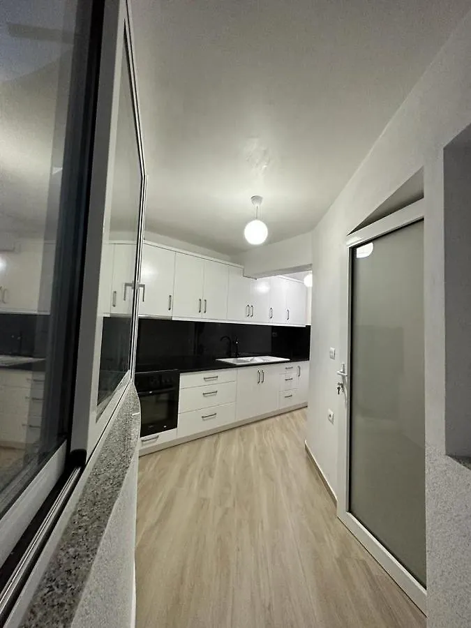 Real Luxury Apartments Sarandë