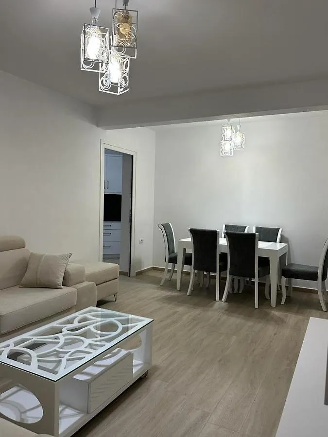 Real Luxury Apartments Sarandë