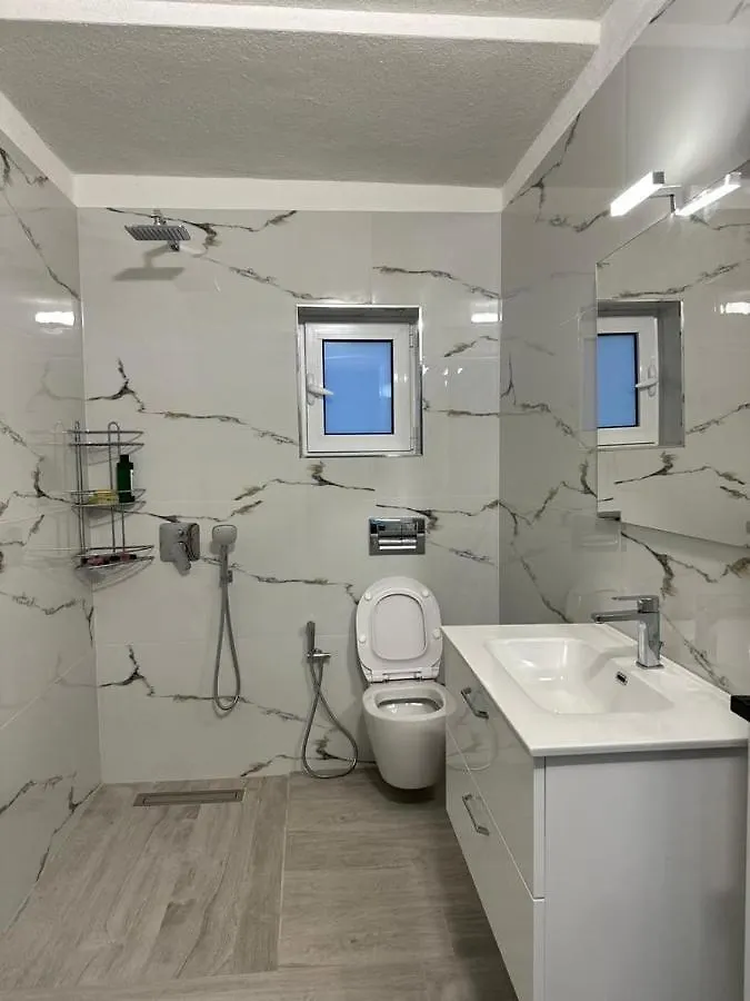 Real Luxury Apartments Sarandë 알바니아
